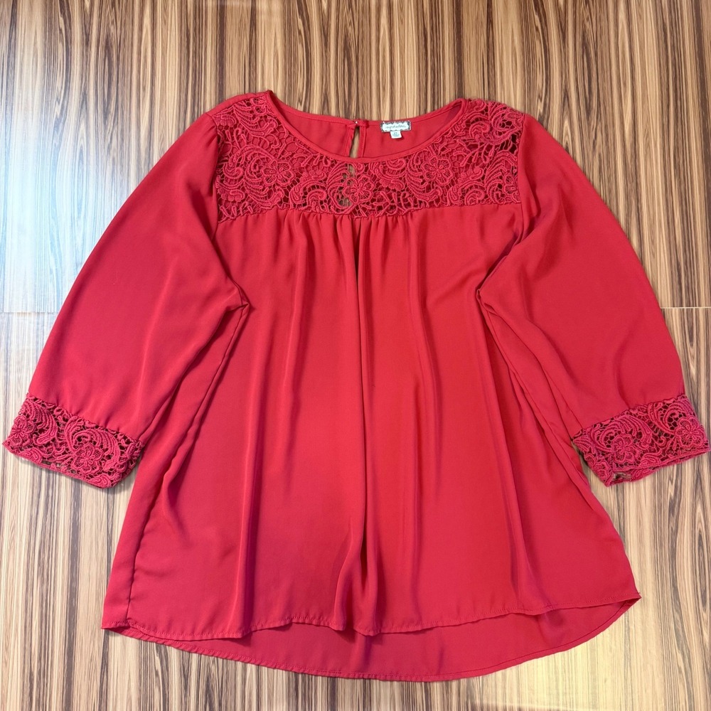 Flowy Red Blouse Crochet Edge Eyeshadow Size 2X Boho Chic Feminine Fairy‎ Lace
